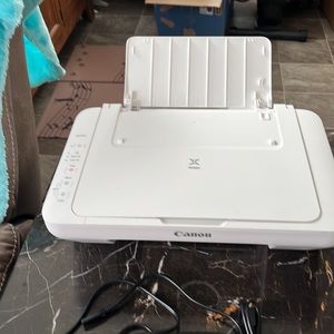 COPY - Cannon PIXMA brand like new.Has some ink.Instructions included.